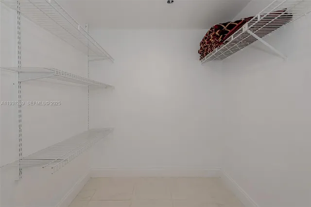 $295,000 | 625 Oaks Drive, Unit 503, Pompano Beach, FL 33069