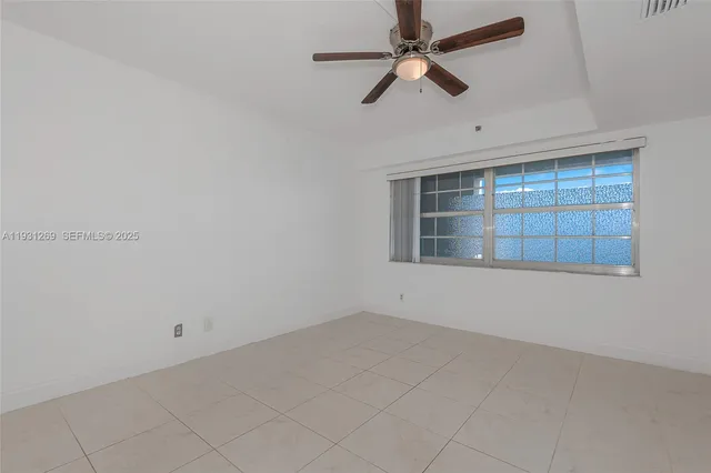 $295,000 | 625 Oaks Drive, Unit 503, Pompano Beach, FL 33069