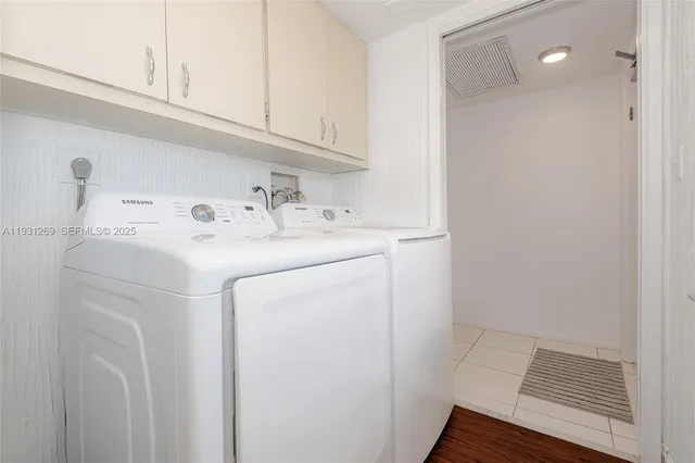 $295,000 | 625 Oaks Drive, Unit 503, Pompano Beach, FL 33069