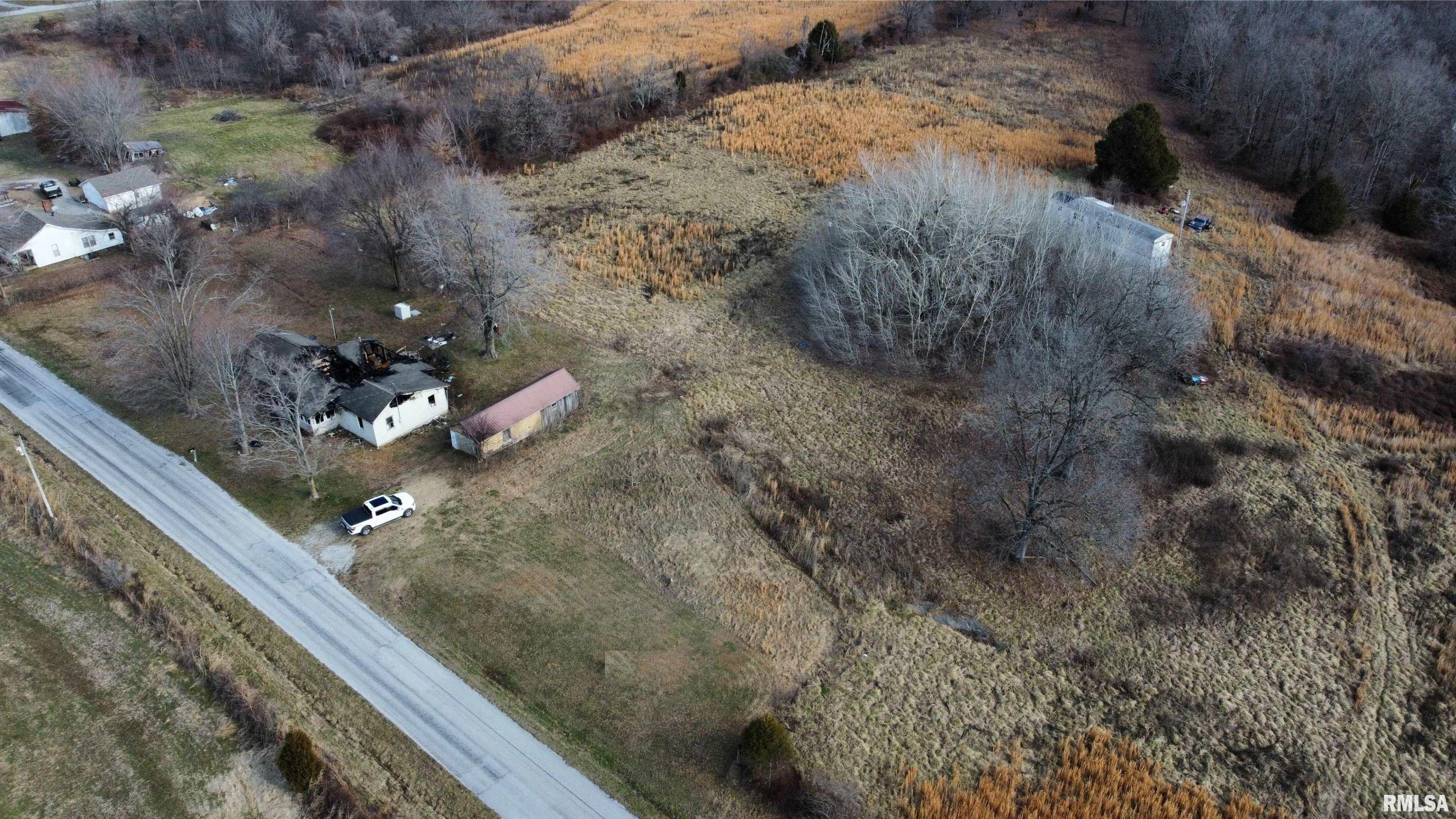 6766 Walnut Ridge Road Grantsburg, IL 62943 - Photo 3 of 20