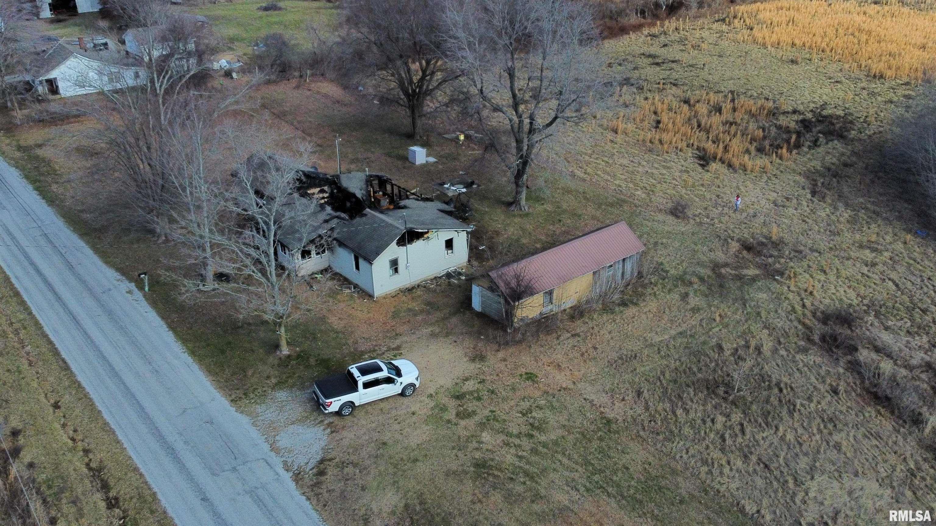 6766 Walnut Ridge Road Grantsburg, IL 62943 - Photo 4 of 20