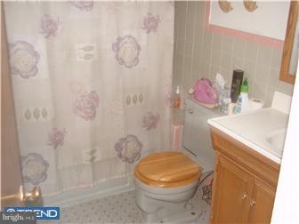 795 Spruce Road Warminster, PA 18974 - Photo 5 of 5