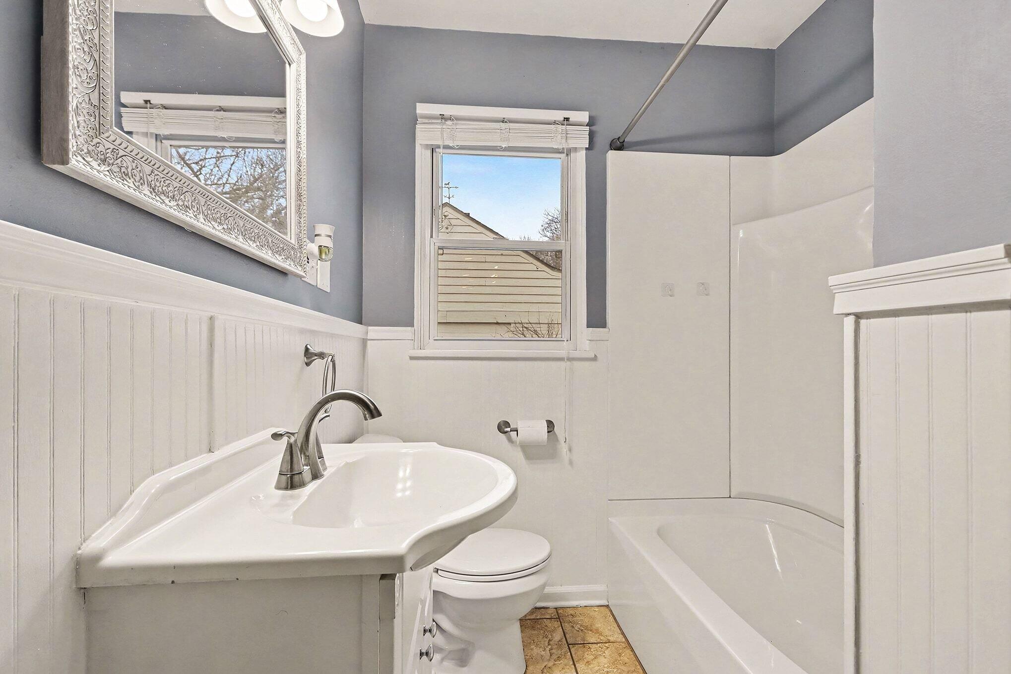 3525 Old Colony Road Kalamazoo, MI 49008 - Photo 11 of 18 file_5612