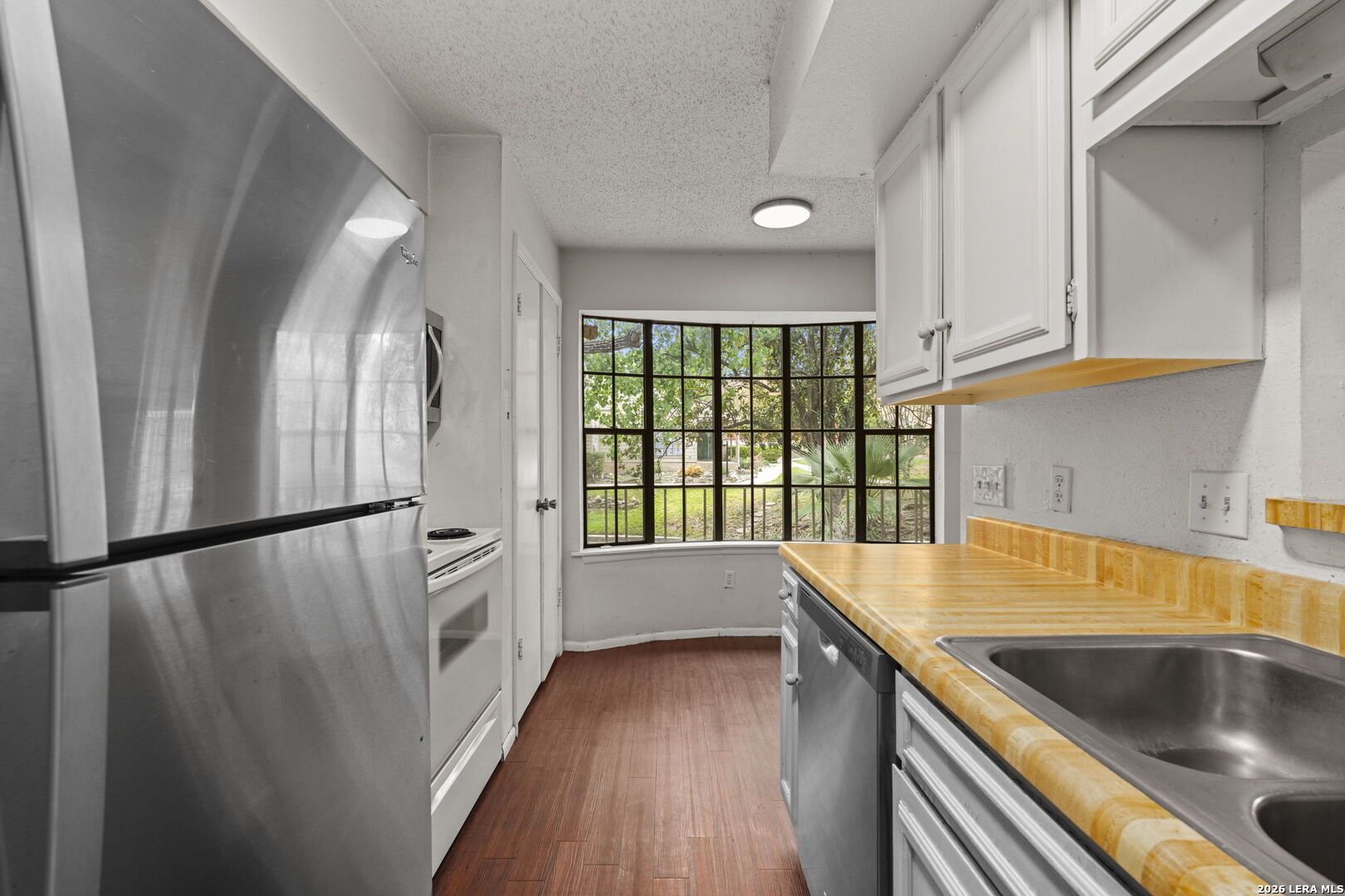 7711 Callaghan Road, Unit 801 San Antonio, TX 78229 - Photo 2 of 37