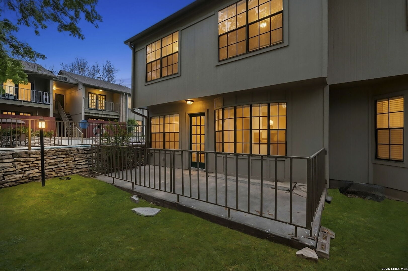 7711 Callaghan Road, Unit 801 San Antonio, TX 78229 - Photo 4 of 37