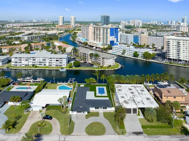 $19,900 | 430 Tamarind Drive, Hallandale Beach, FL 33009