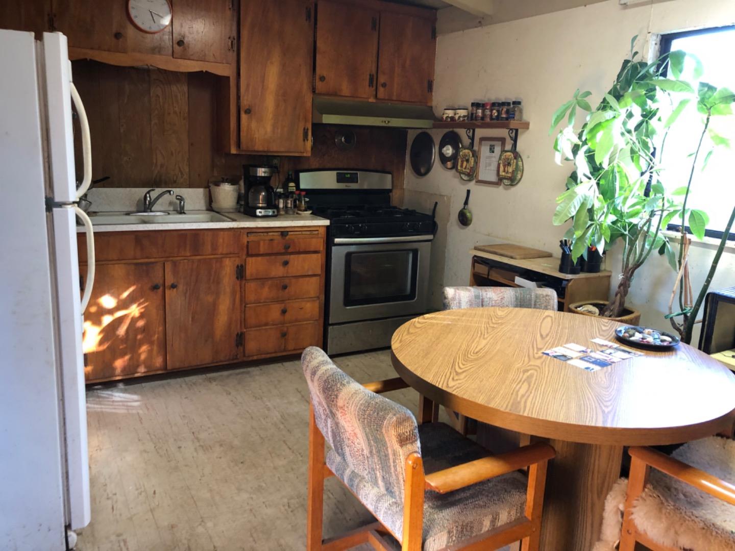 21 Spring Road Watsonville, CA 95076 - Photo 20 of 31 Gallery Image 20