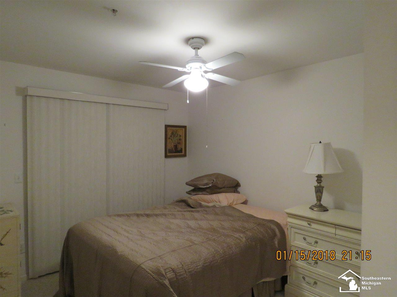 4308 Schaefer Road Dearborn, MI 48126 - Photo 11 of 18