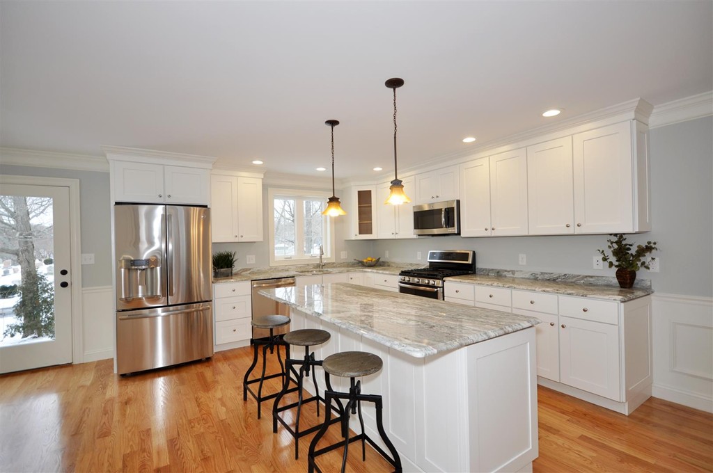 18-20 Webcowet Road, Unit 18 Arlington, MA 02474 - Photo 11 of 27 Gallery Image 11