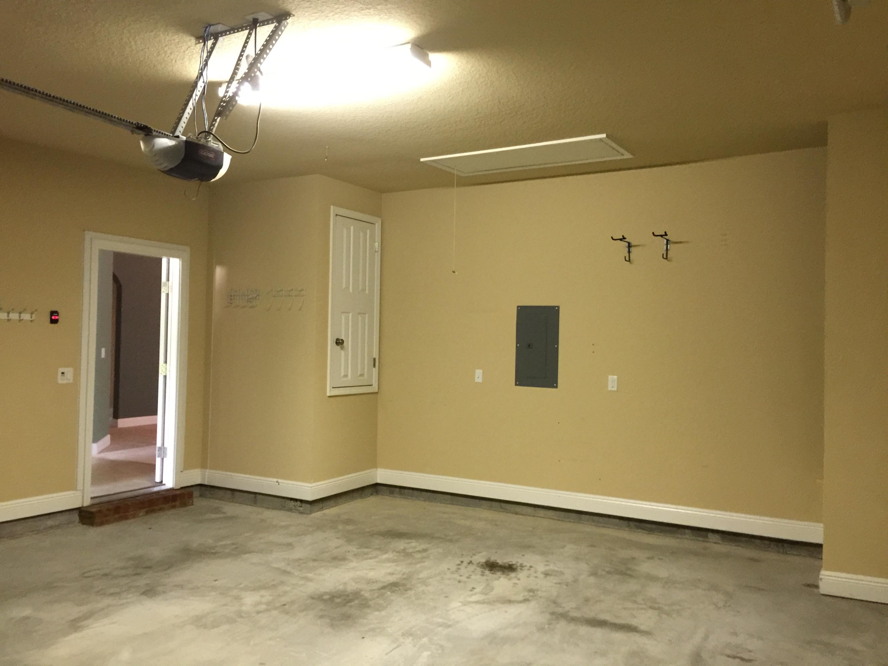 660 Red Fern Road Crestview, FL 32536 - Photo 3 of 32 a view of an empty room