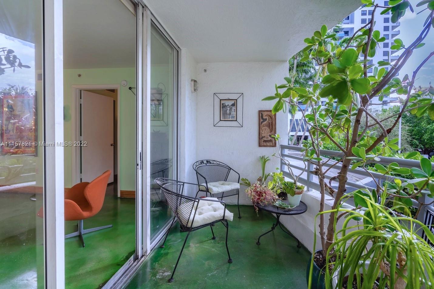 1401 Bay Road, Unit 209 Miami Beach, FL 33139 - Photo 35 of 37 Patio