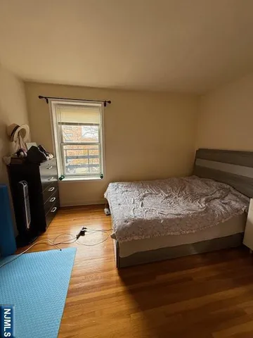 $2,150 | 2340 Linwood Avenue, Unit 2C, Fort Lee, NJ 07024