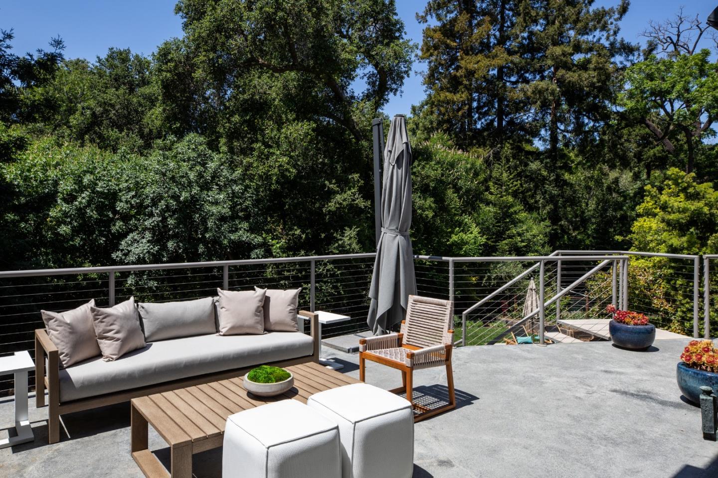 454 Cypress Drive Los Altos, CA 94022 - Photo 7 of 50