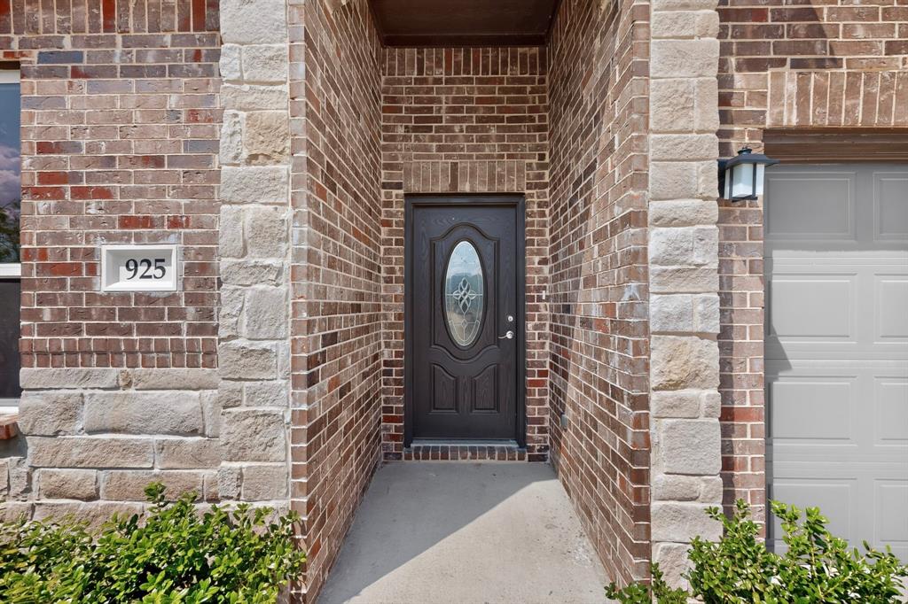 925 Genesis Road Rice, TX 75155 - Photo 3 of 27 Gallery Image 3