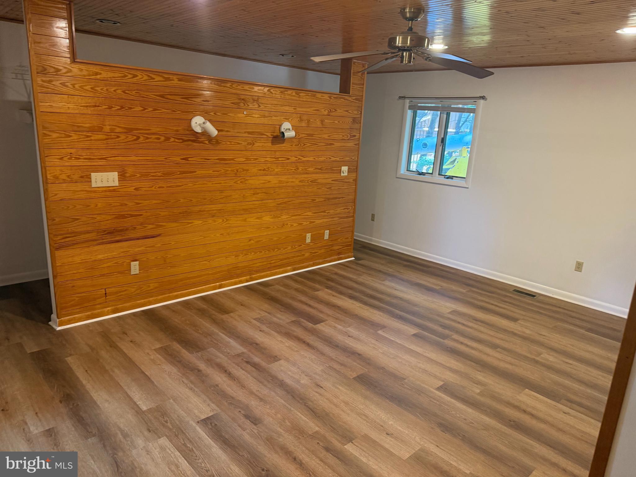 5185 Ridge Road Somerset, VA 22972 - Photo 11 of 17 Primary Suite