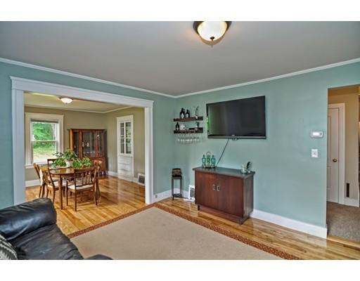 21 Hunnewell Road Worcester, MA 01606 - Photo 9 of 36 Gallery Image 9