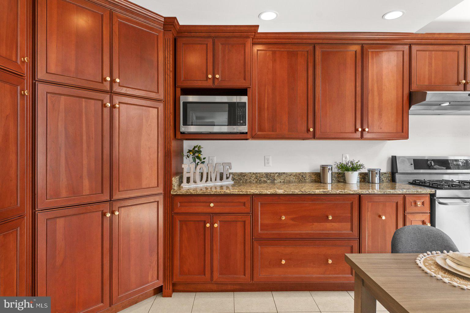 3924 New Section Road Baltimore, MD 21220 - Photo 11 of 55 Recessed Lights