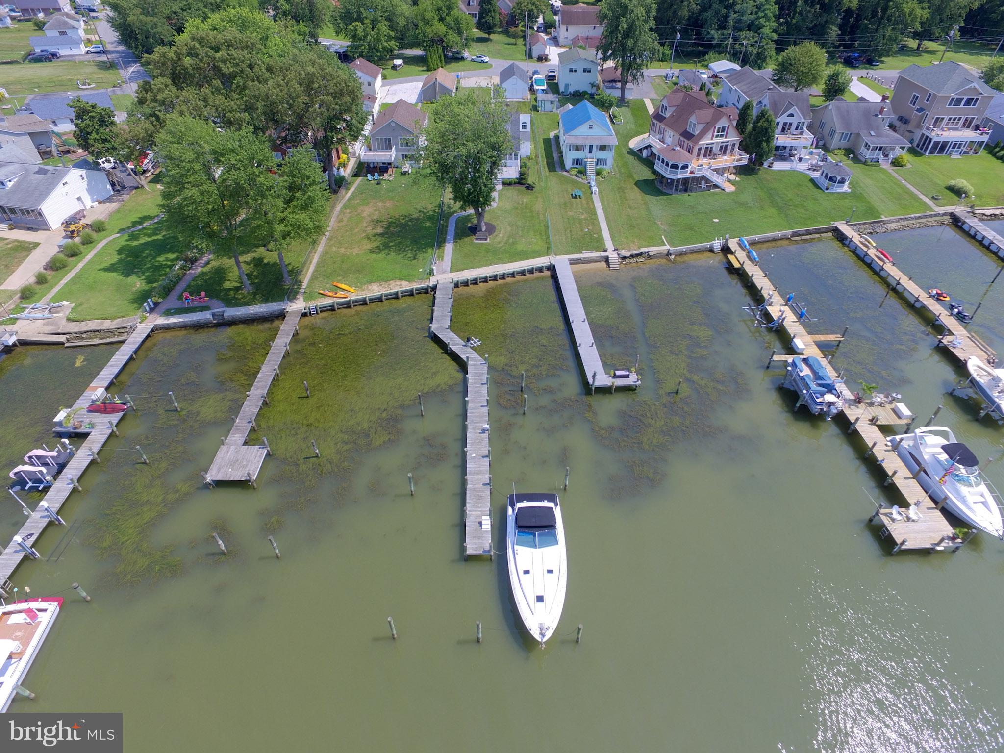 3924 New Section Road Baltimore, MD 21220 - Photo 3 of 55 120 Foot Pier