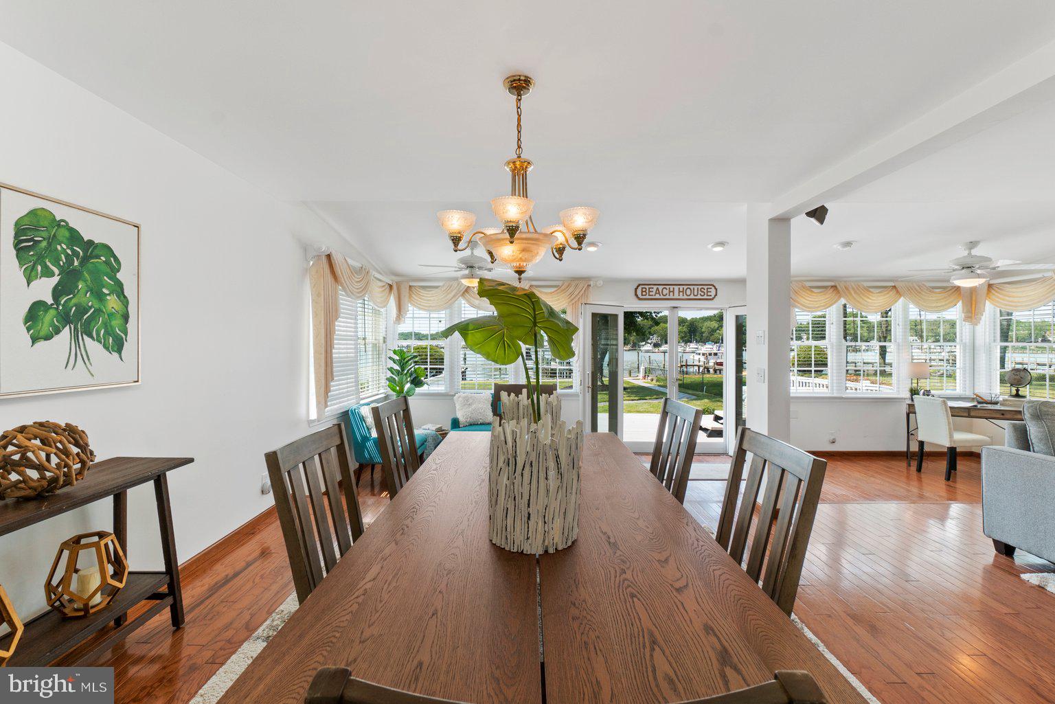 3924 New Section Road Baltimore, MD 21220 - Photo 29 of 55 Gorgeous Main Floor Dining Area