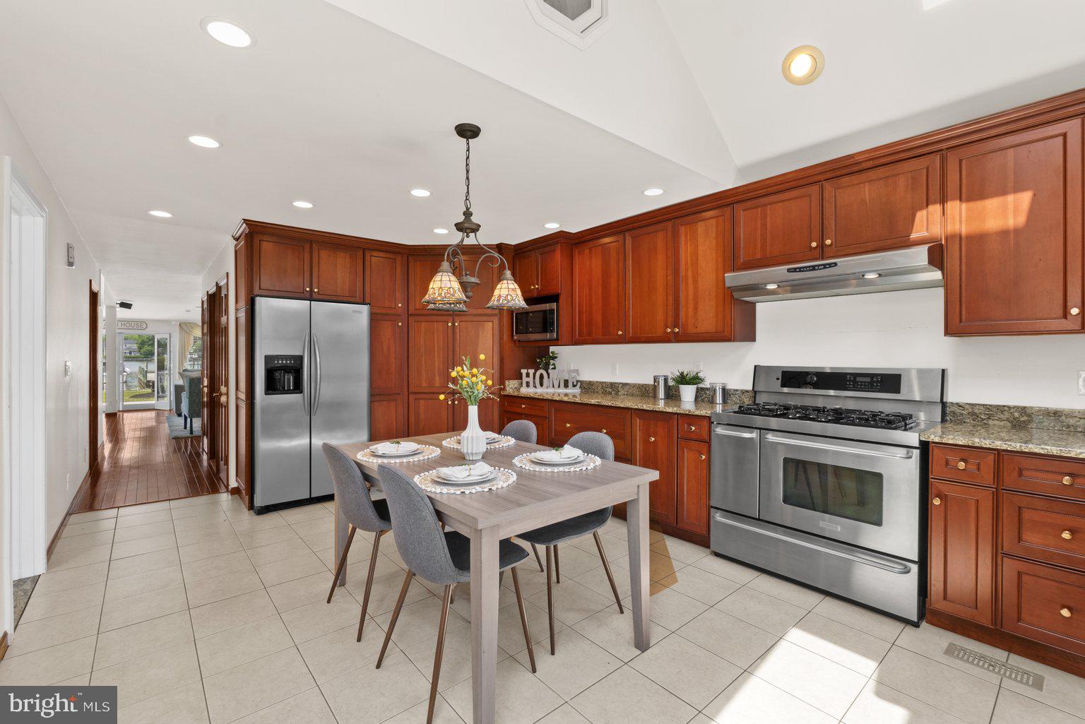 3924 New Section Road Baltimore, MD 21220 - Photo 5 of 55 Eat-In Kitchen