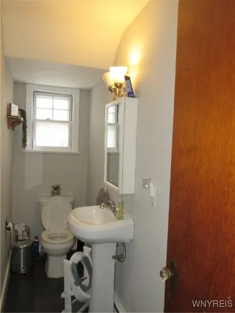 $529,000 | 3020 Niagara Falls Boulevard, Wheatfield, NY 14120