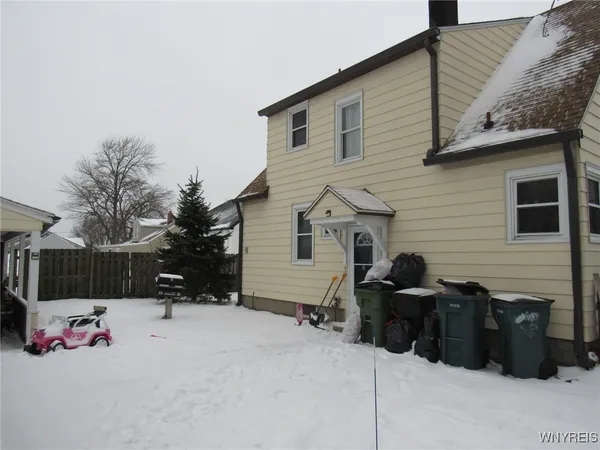 $529,000 | 3020 Niagara Falls Boulevard, Wheatfield, NY 14120