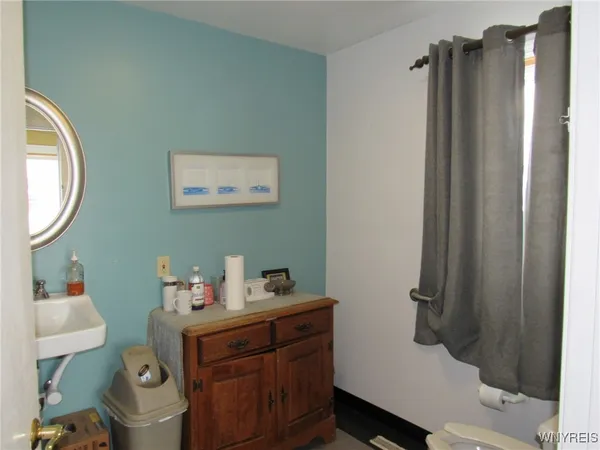 $529,000 | 3020 Niagara Falls Boulevard, Wheatfield, NY 14120