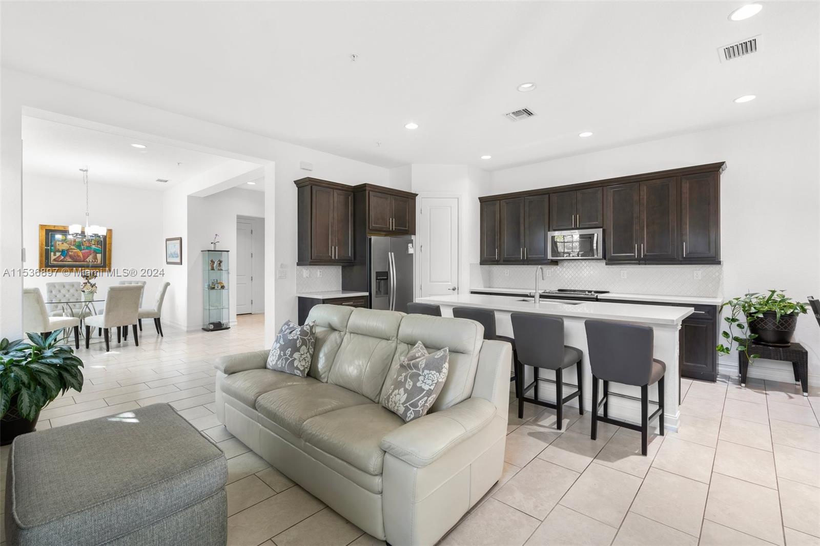 1423 Southwest 115th Ave  