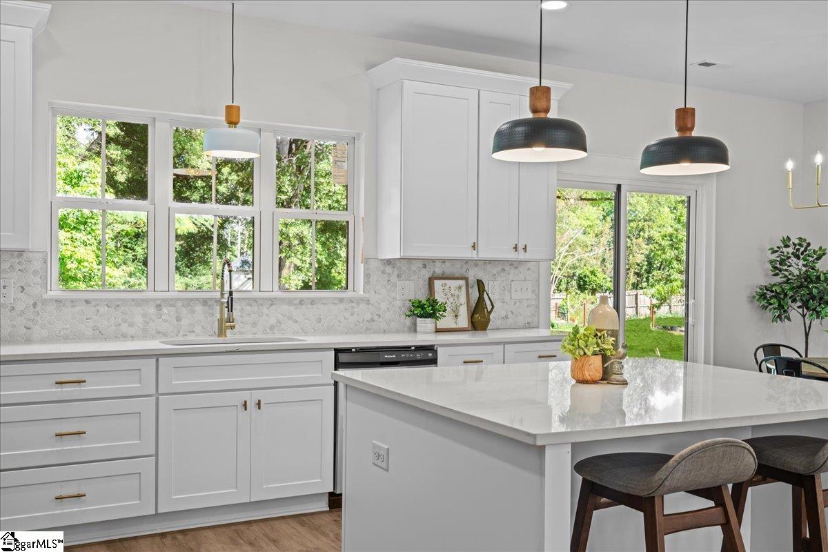 148 Duncan Chapel Road Greenville, SC 29617 - Photo 9 of 27 Gallery Image 9