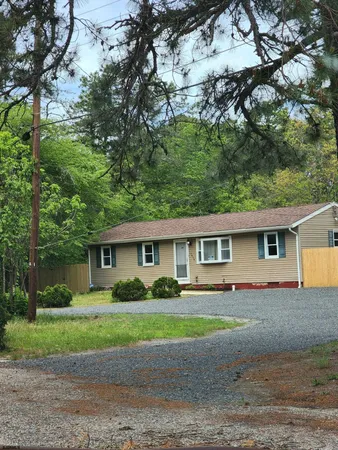 front view of house with a yard