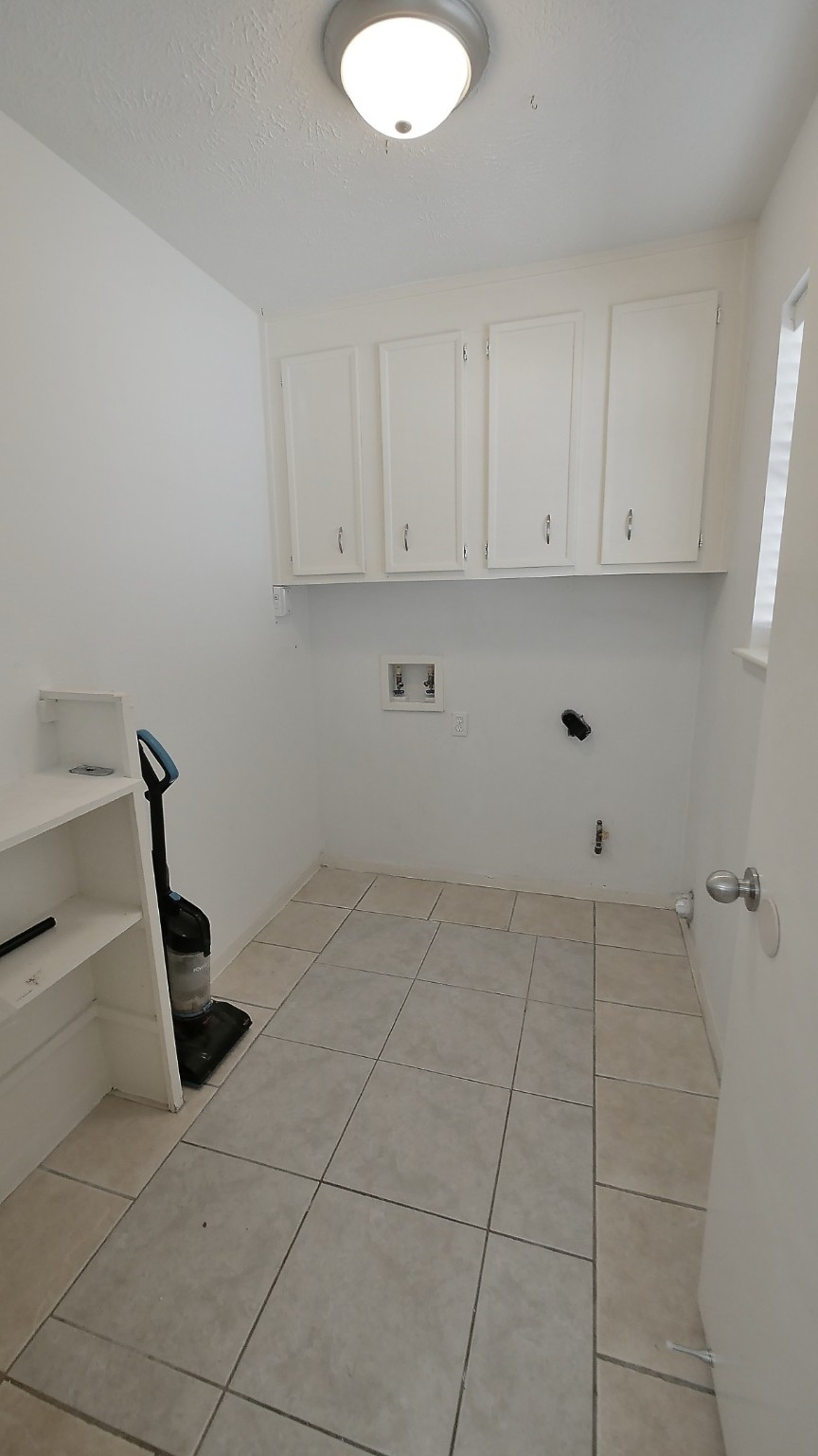 21626 Park Tree Lane Katy, TX 77450 - Photo 27 of 28 Utility Room off the Breakfast Room near the Back Door