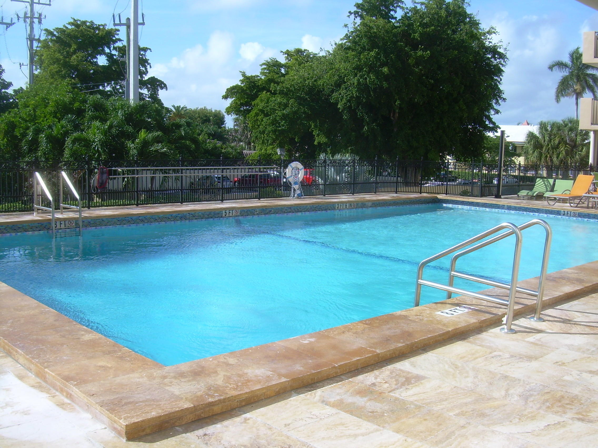1000 Spanish River Road, Unit 3B Boca Raton, FL 33432 - Photo 19 of 28 Pool