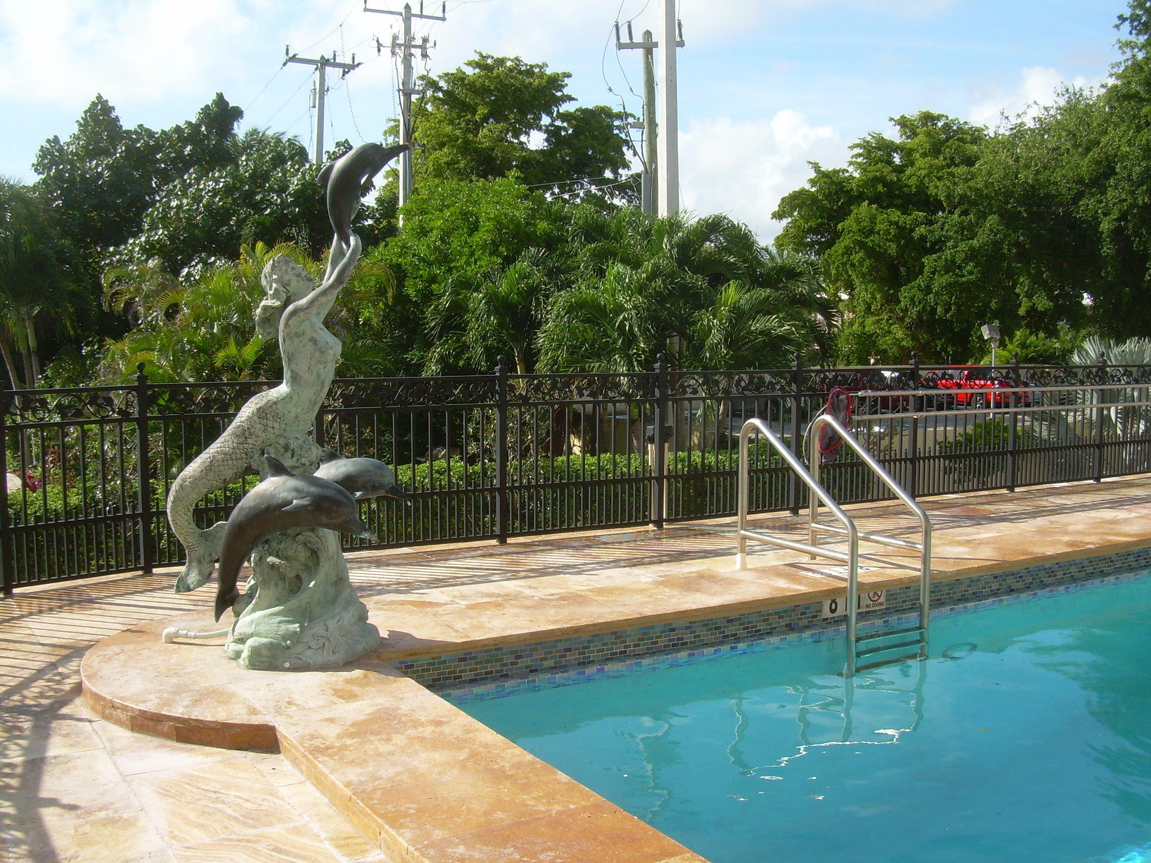 1000 Spanish River Road, Unit 3B Boca Raton, FL 33432 - Photo 20 of 28 Pool