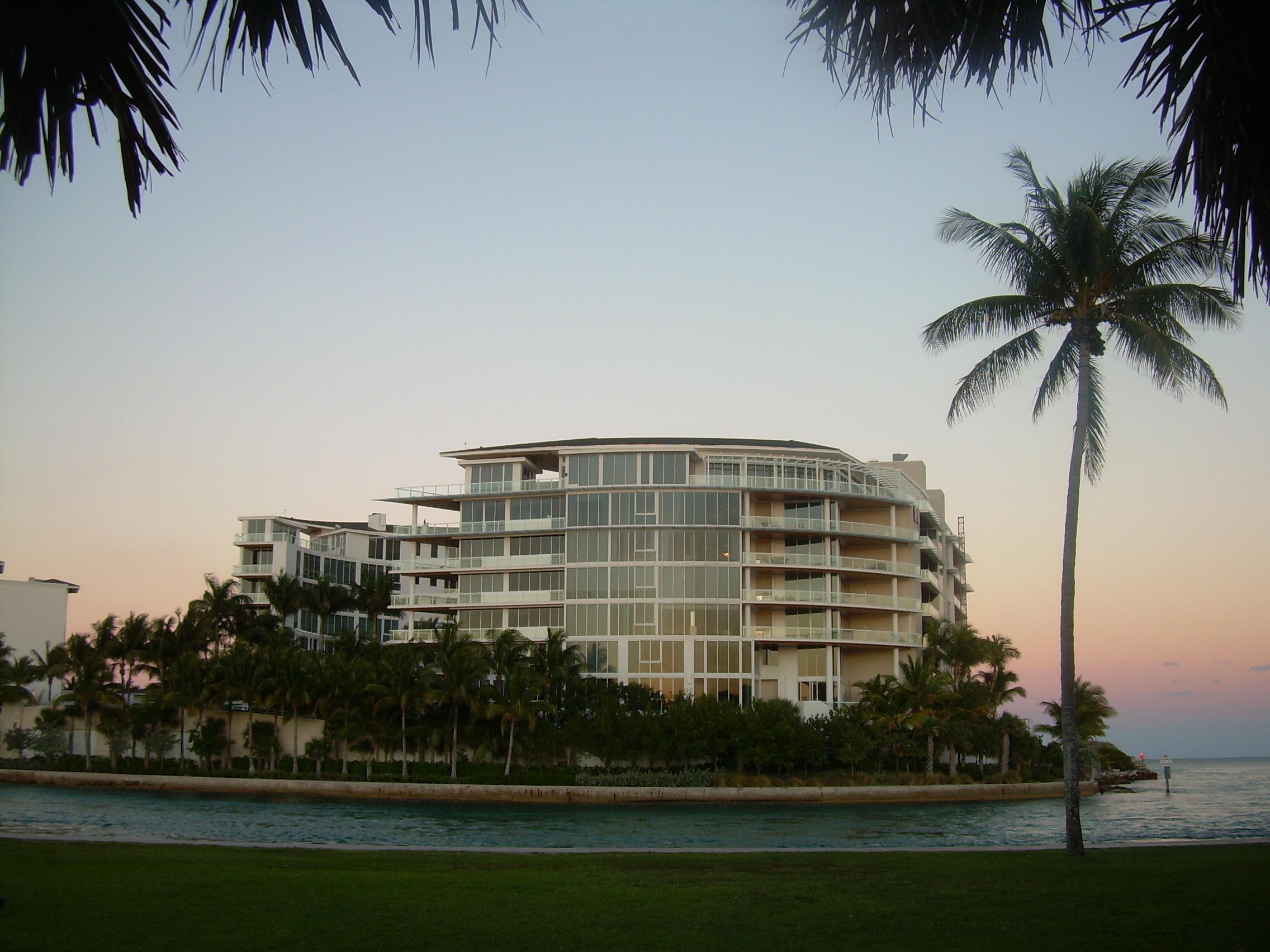 1000 Spanish River Road, Unit 3B Boca Raton, FL 33432 - Photo 24 of 28 Boca Inlet
