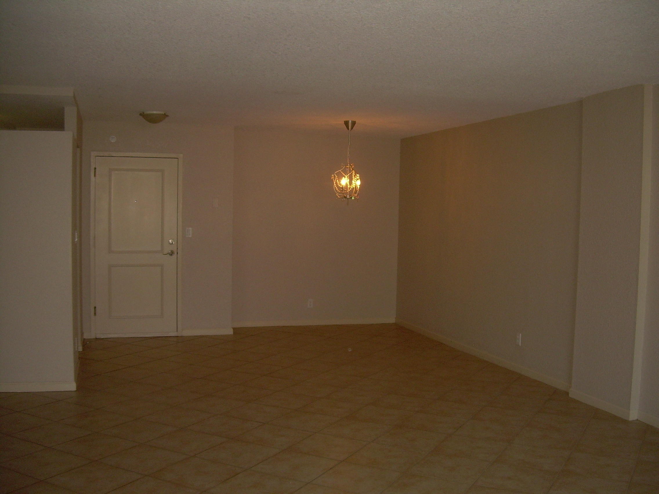1000 Spanish River Road, Unit 3B Boca Raton, FL 33432 - Photo 8 of 28 Dining area