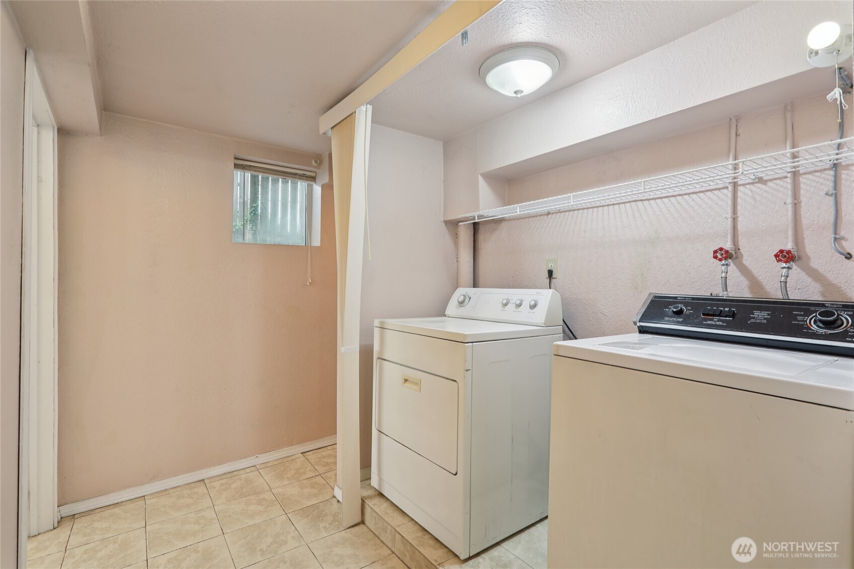 8649 18th Avenue Southwest Seattle, WA 98106 - Photo 21 of 31