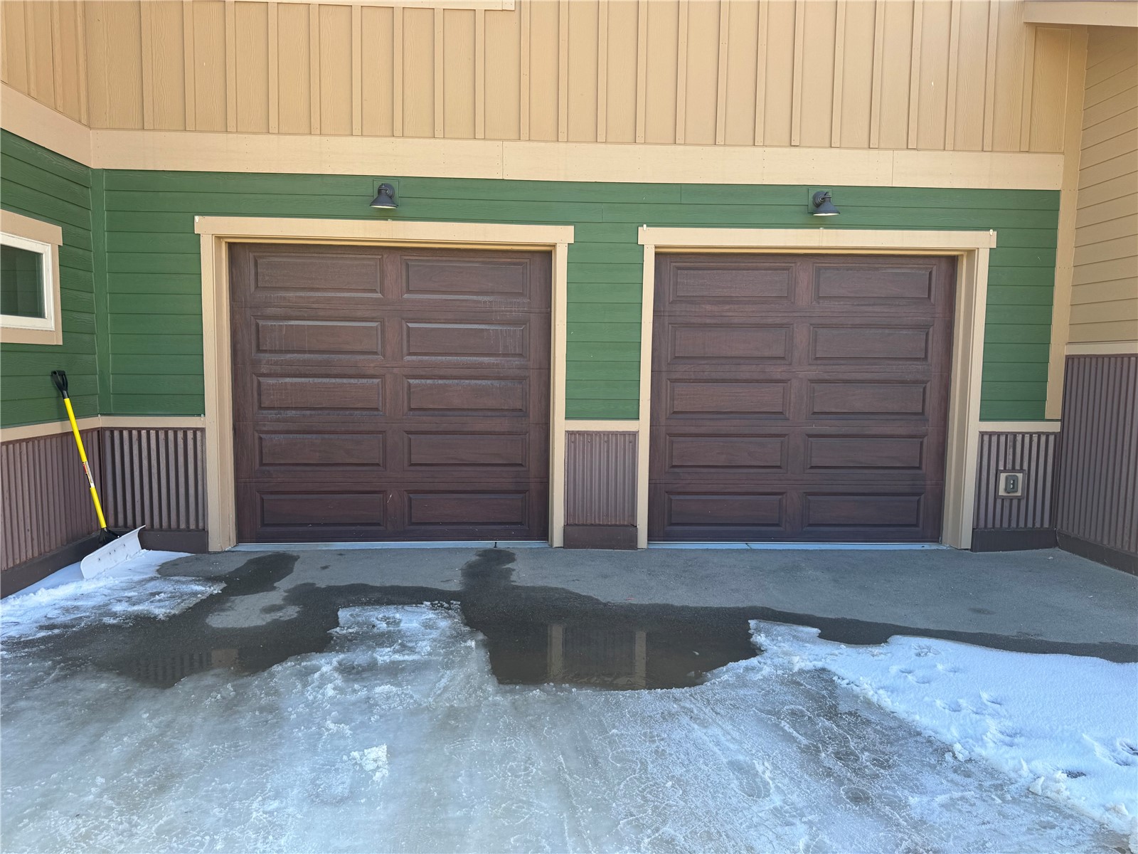 55 Ermine Road Dillon, CO 80435 - Photo 2 of 16 View of garage