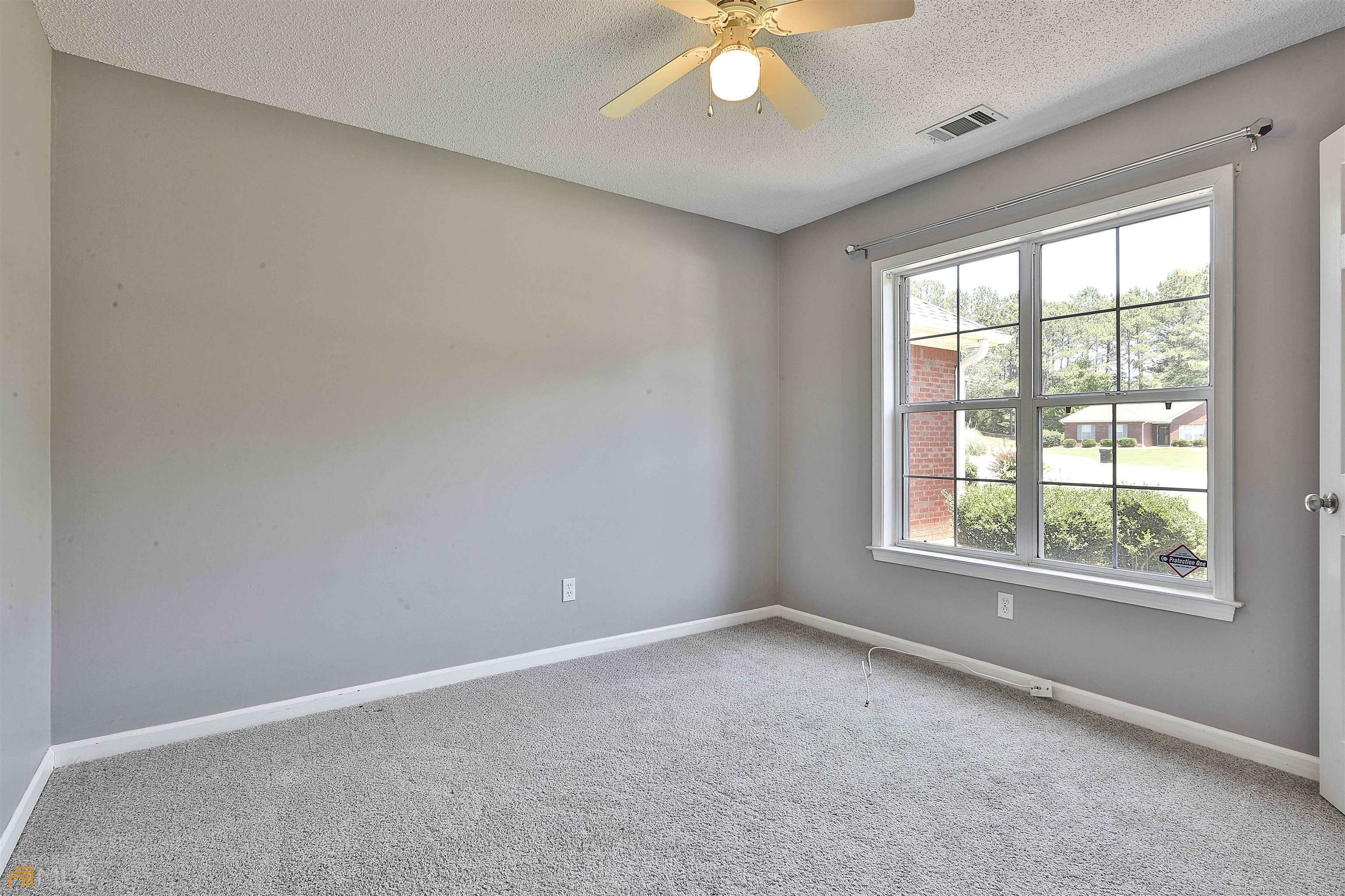 100 Riverside Walk Sharpsburg, GA 30277 - Photo 31 of 52