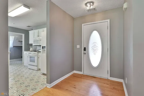 $2,295 | 100 Riverside Walk, Sharpsburg, GA 30277
