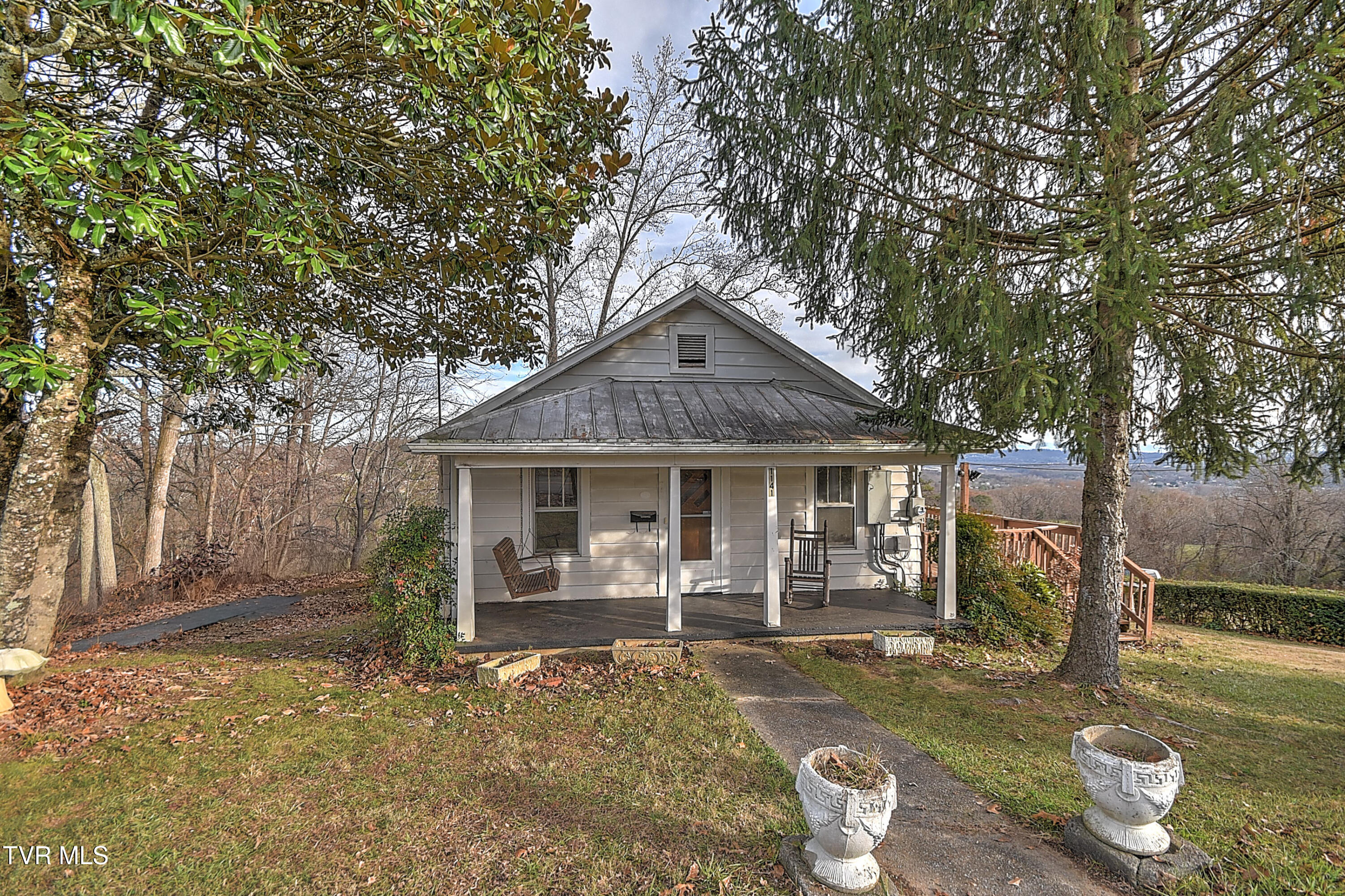 1141 Ridgecrest Avenue Kingsport, TN 37665 - Photo 1 of 62 1134 Ridgecrest BJ