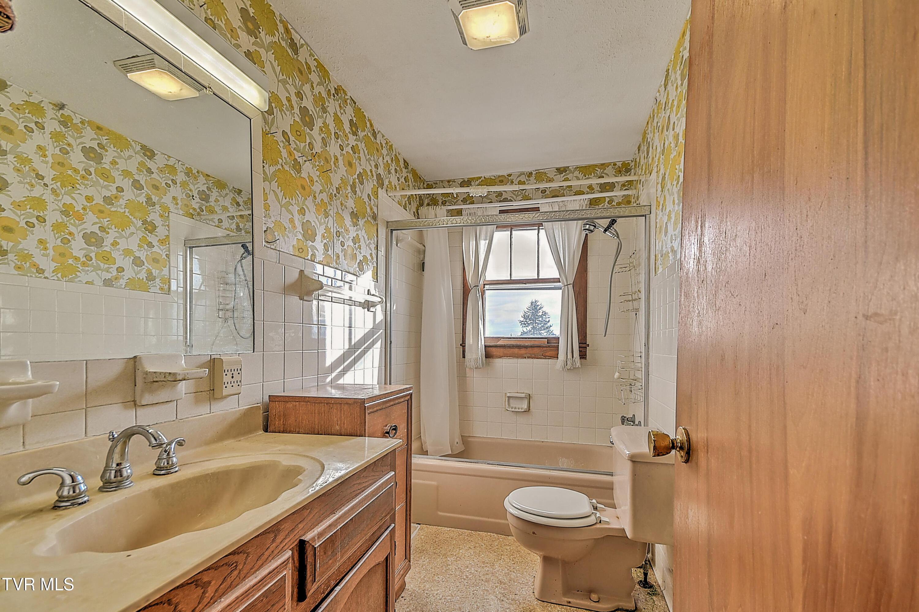 1141 Ridgecrest Avenue Kingsport, TN 37665 - Photo 23 of 62 1134 Ridgecrest BJ-23