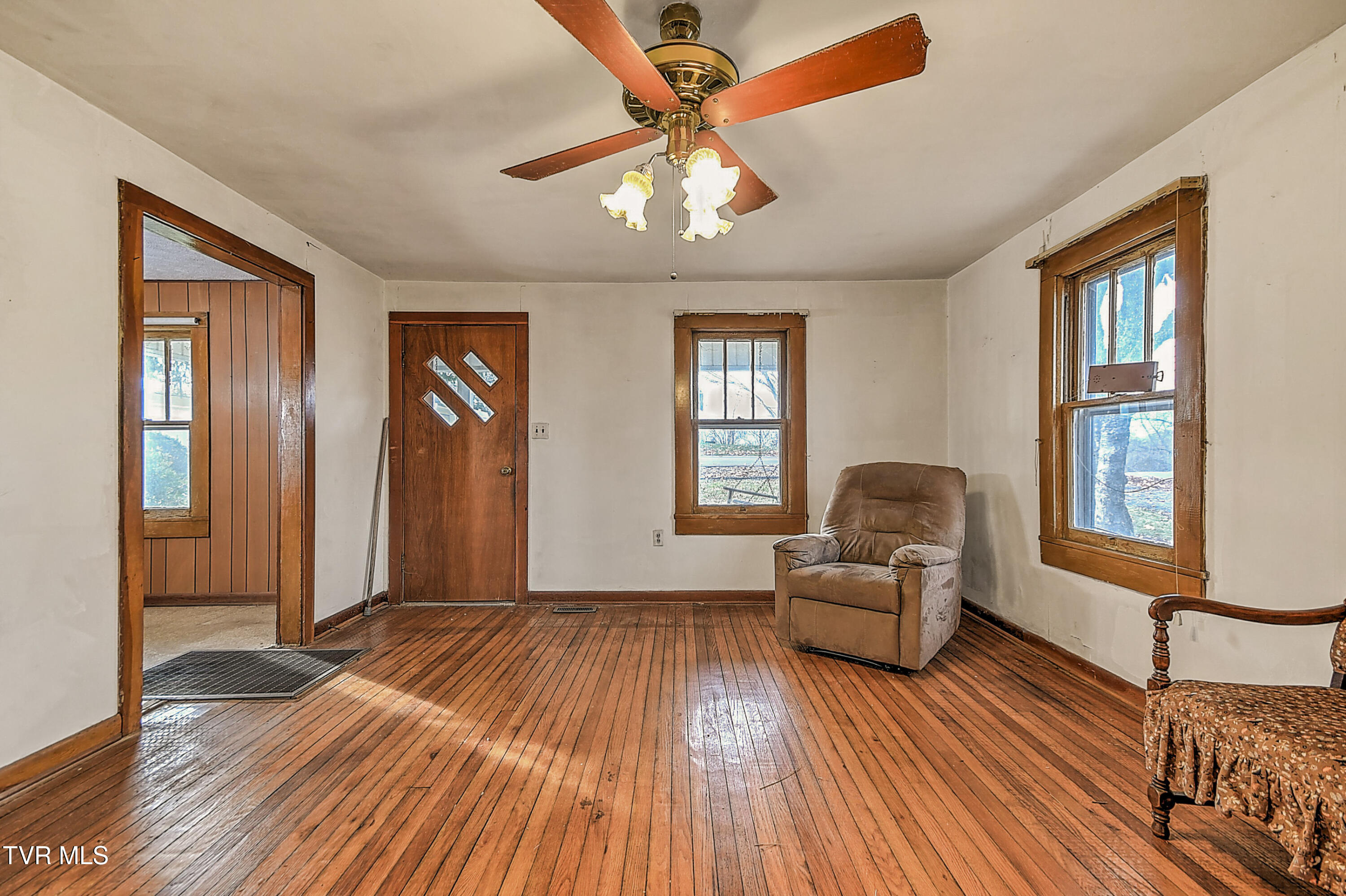 1141 Ridgecrest Avenue Kingsport, TN 37665 - Photo 10 of 62 1134 Ridgecrest BJ-10