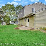 2336-2338 Peppermill Road Lapeer, MI 48446 - Photo 19 of 20 Gallery Image 19