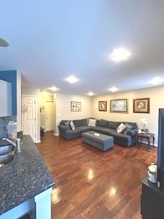 43 Augusta Drive Streamwood, IL 60107 - Photo 12 of 38