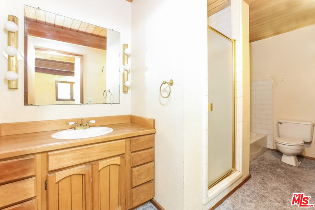 7727 West 82nd Street Playa del Rey, CA 90293 - Photo 15 of 29 Gallery Image 15