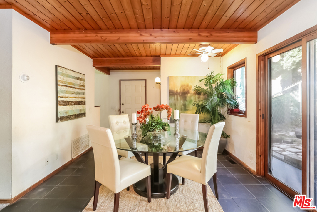 7727 West 82nd Street Playa del Rey, CA 90293 - Photo 9 of 29 Gallery Image 9