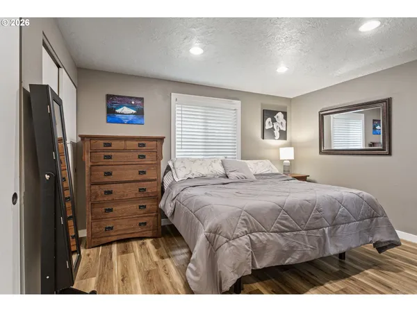 $469,900 | 21532 Southeast Alder Street, Gresham, OR 97030