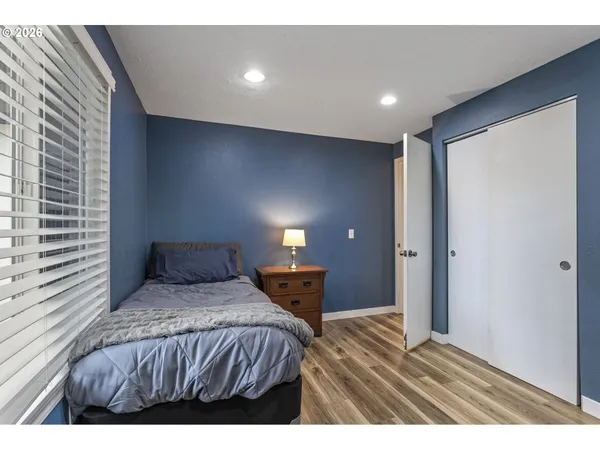 $469,900 | 21532 Southeast Alder Street, Gresham, OR 97030