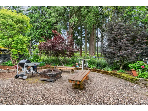 $469,900 | 21532 Southeast Alder Street, Gresham, OR 97030