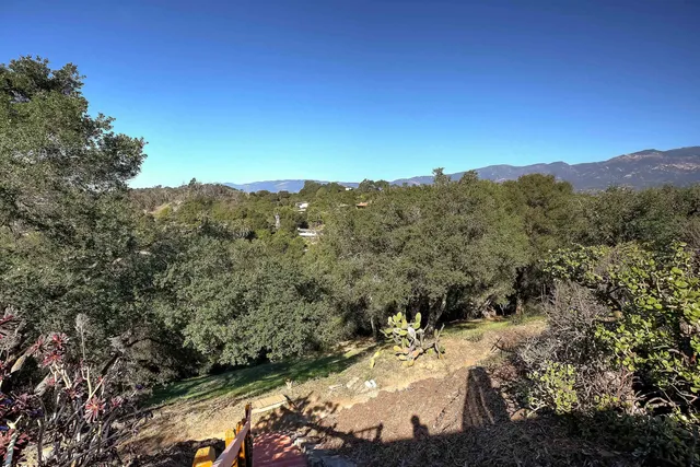 $2,300,000 | 1520 Portesuello Avenue, Santa Barbara, CA 93105